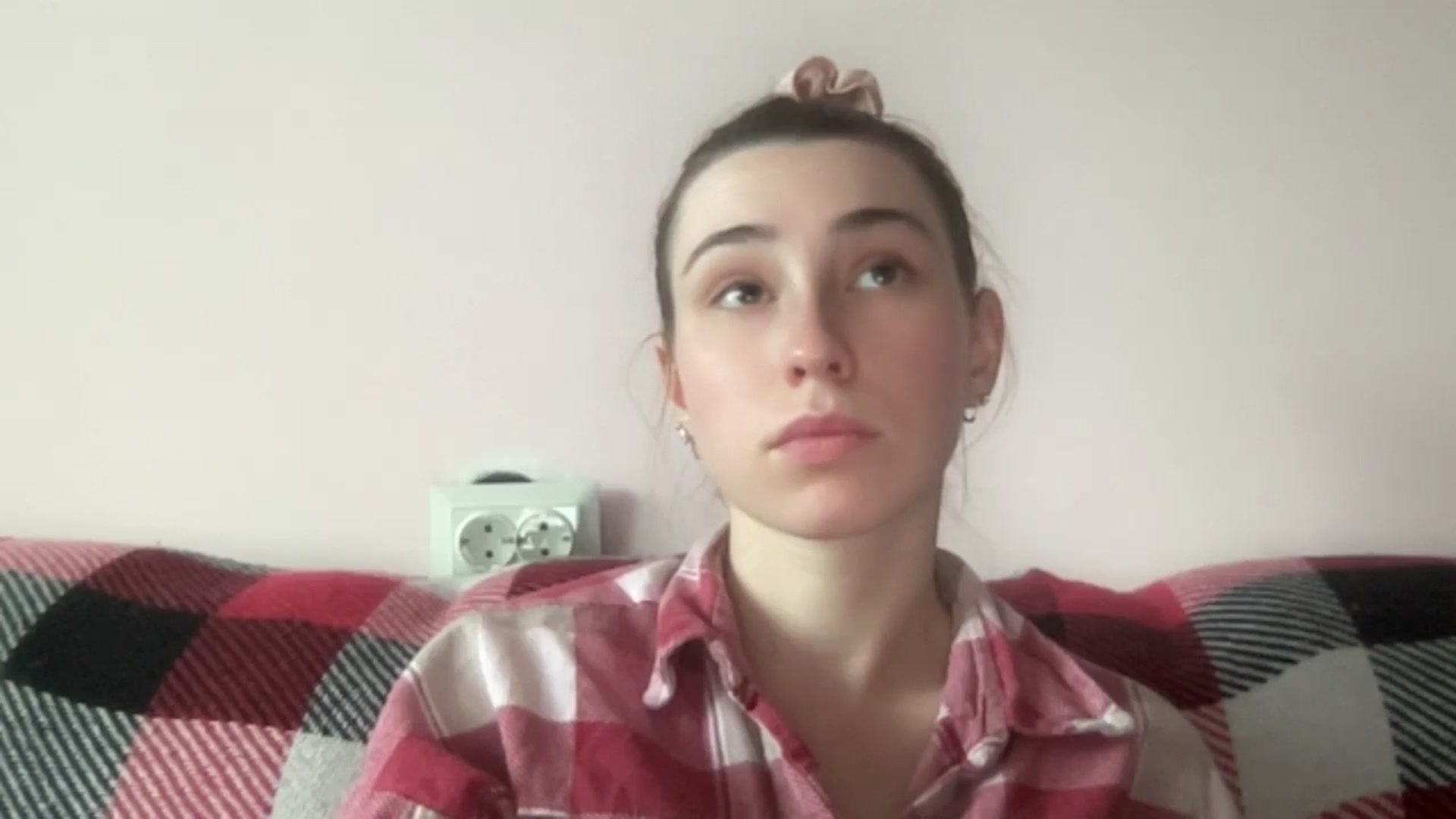 Gallery image thumbnail from Just_I's myfreecams stream on, 06/09/2024, 16:18 image 20 of 20