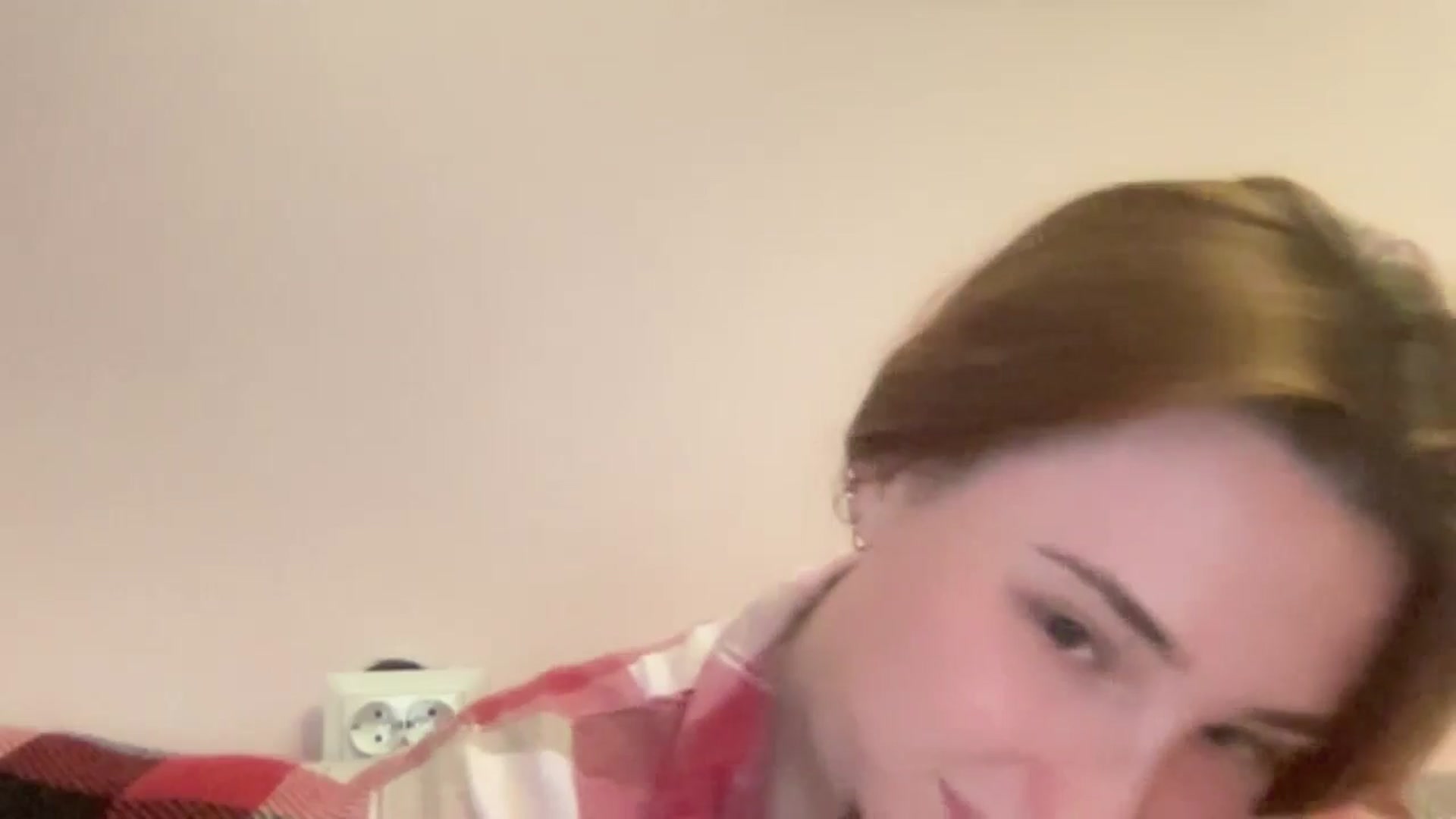 Gallery image thumbnail from Just_I's myfreecams stream on, 06/09/2024, 18:39 image 13 of 20