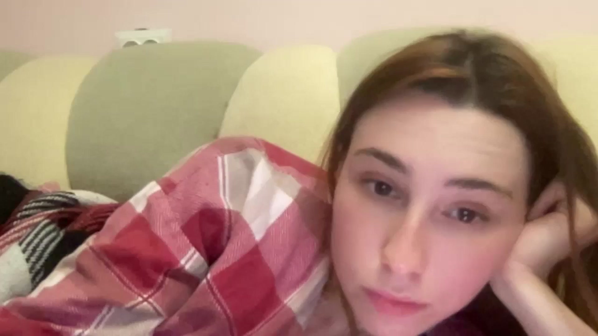 Gallery image thumbnail from Just_I's myfreecams stream on, 06/09/2024, 23:01 image 16 of 20