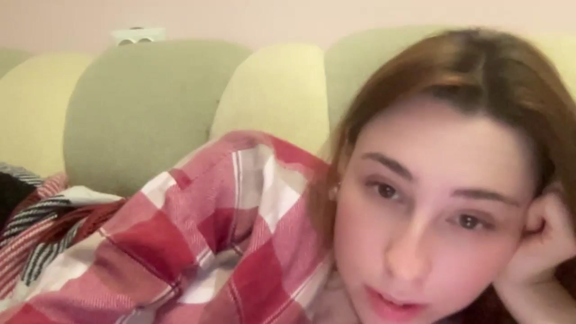 Gallery image thumbnail from Just_I's myfreecams stream on, 06/09/2024, 23:01 image 5 of 20