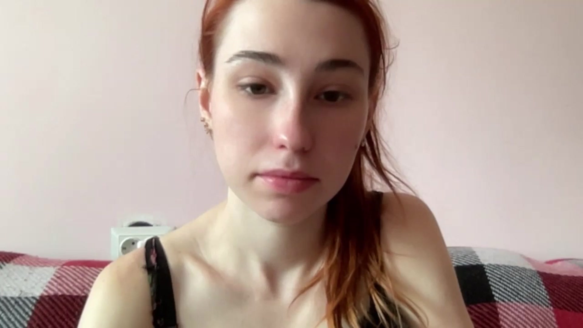 Gallery image thumbnail from Just_I's myfreecams stream on, 06/19/2024, 11:17 image 3 of 20