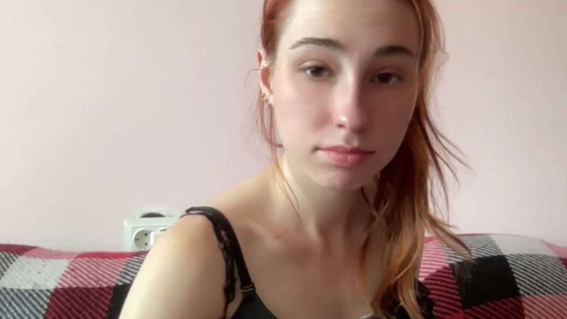 Gallery image thumbnail from Just_I's myfreecams stream on, 06/19/2024, 11:17 image 20 of 20