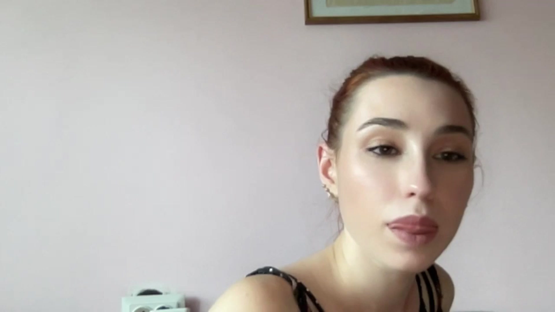 Gallery image thumbnail from Just_I's myfreecams stream on, 06/26/2024, 15:23 image 13 of 20