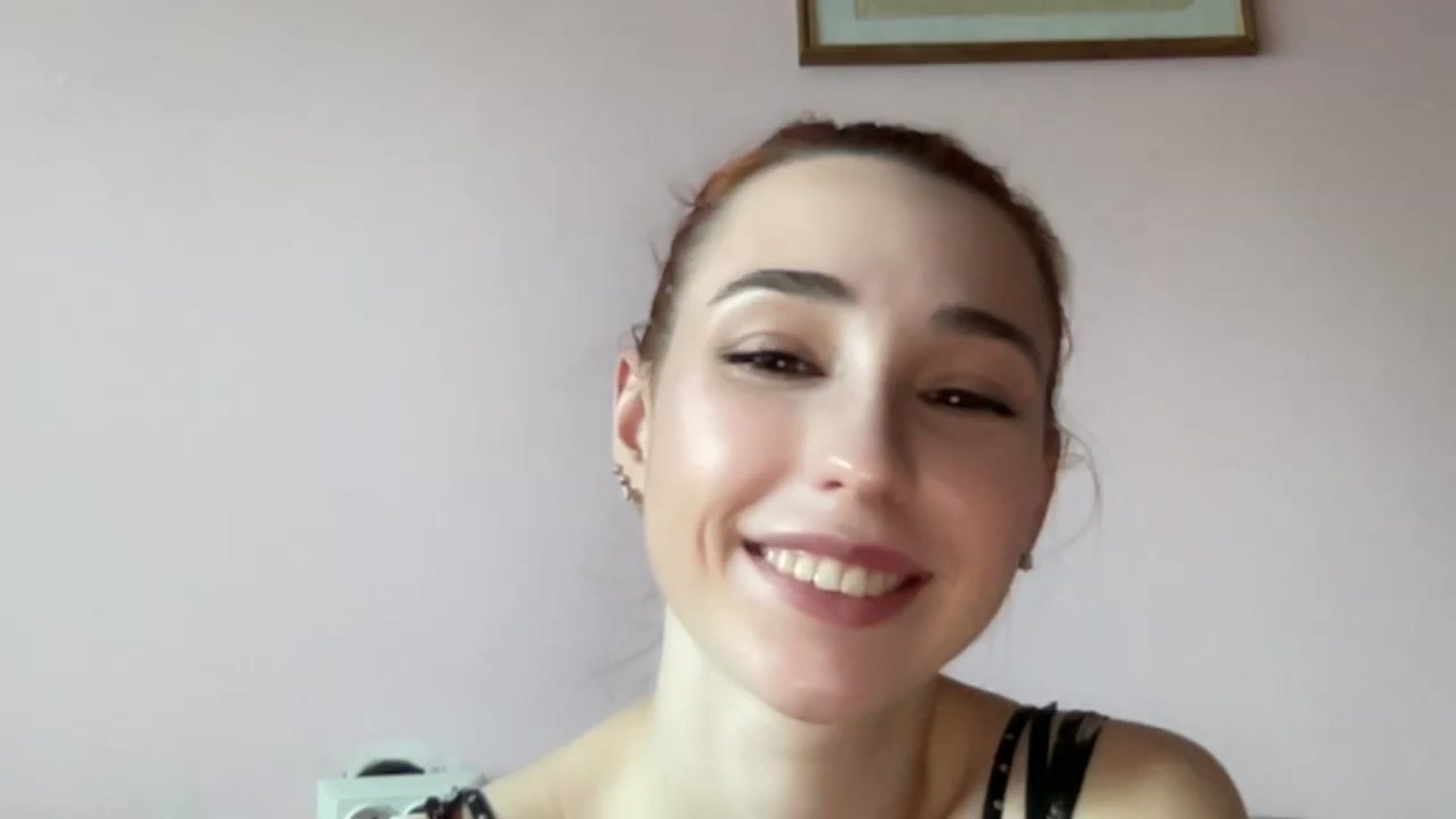 Gallery image thumbnail from Just_I's myfreecams stream on, 06/26/2024, 15:23 image 7 of 20