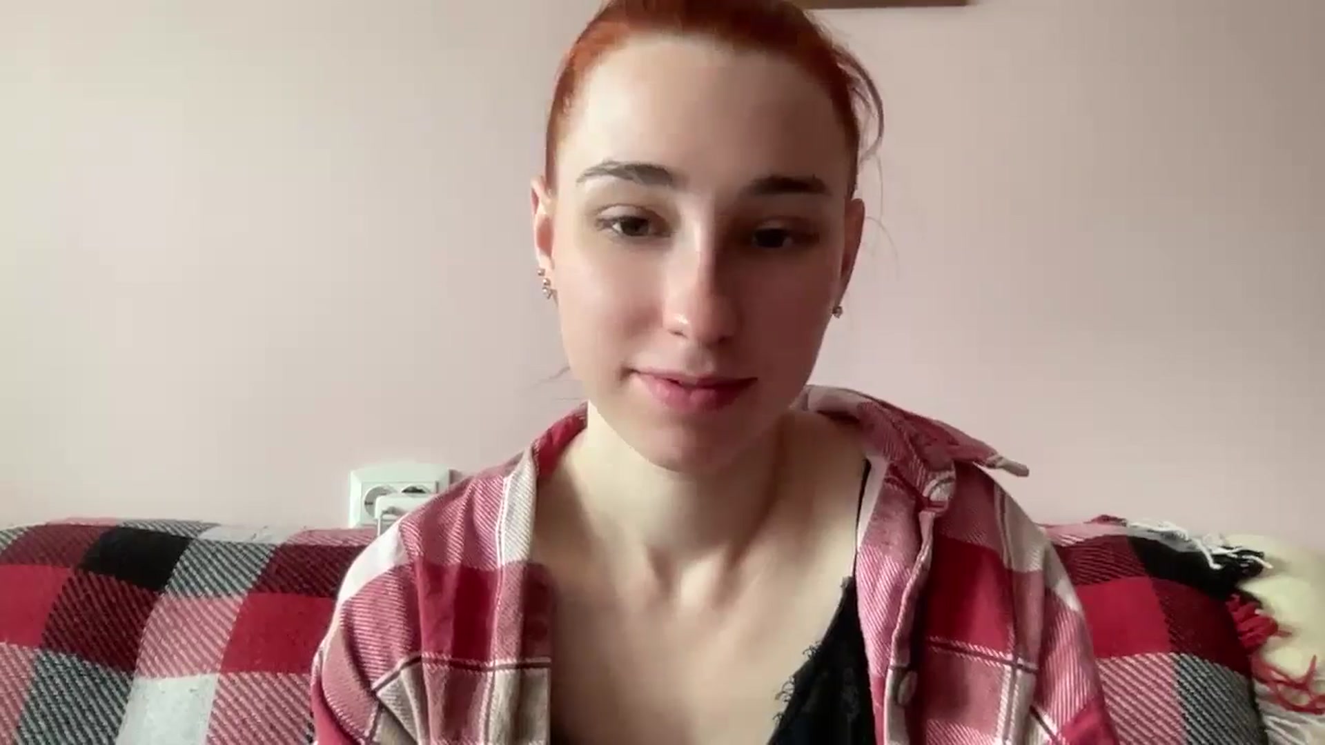 Gallery image thumbnail from Just_I's myfreecams stream on, 07/18/2024, 11:24 image 6 of 20