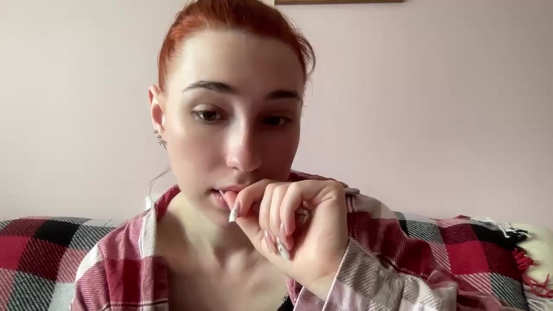 Gallery image thumbnail from Just_I's myfreecams stream on, 07/18/2024, 11:24 image 14 of 20