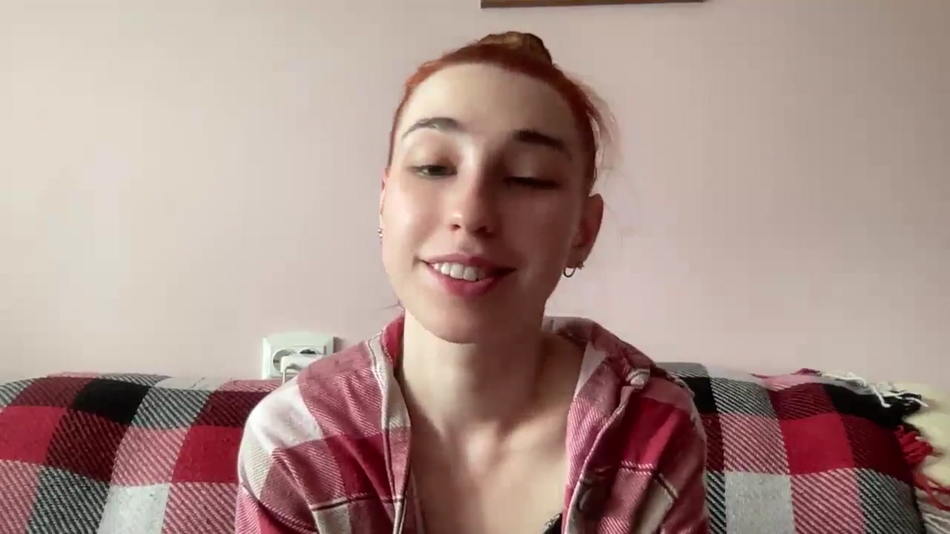Gallery image thumbnail from Just_I's myfreecams stream on, 07/18/2024, 11:24 image 15 of 20