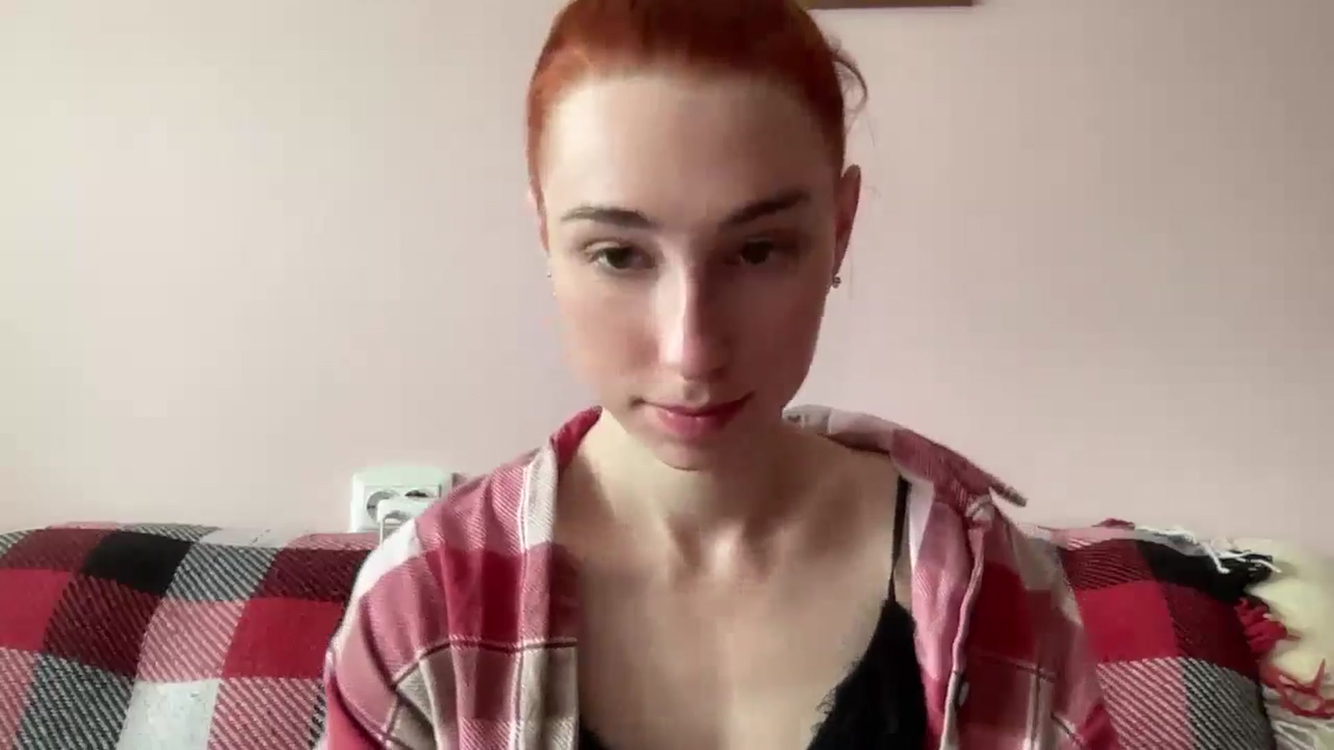 Gallery image thumbnail from Just_I's myfreecams stream on, 07/18/2024, 11:24 image 4 of 20