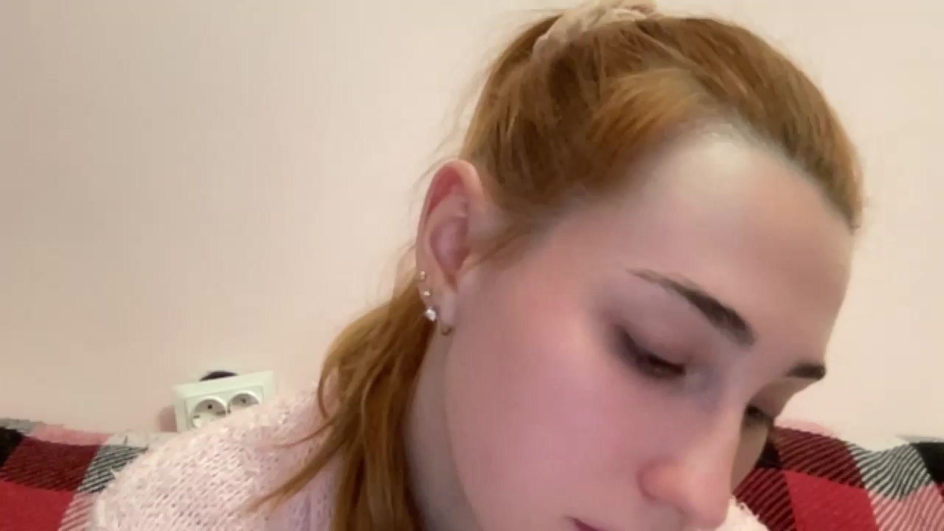 Gallery image thumbnail from Just_I's myfreecams stream on, 09/09/2024, 24:53 image 9 of 20