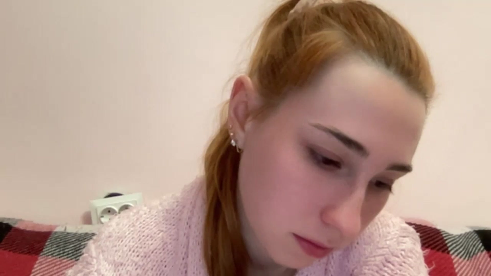 Gallery image thumbnail from Just_I's myfreecams stream on, 09/09/2024, 24:53 image 4 of 20