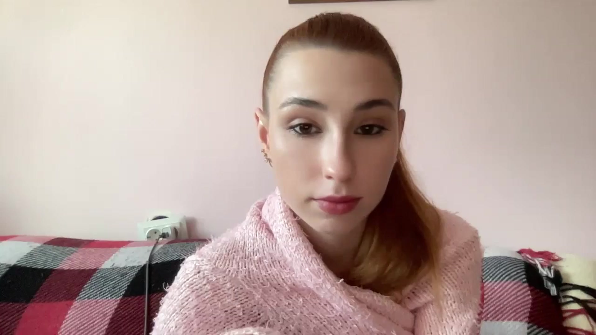 Gallery image thumbnail from Just_I's myfreecams stream on, 09/09/2024, 13:36 image 7 of 20