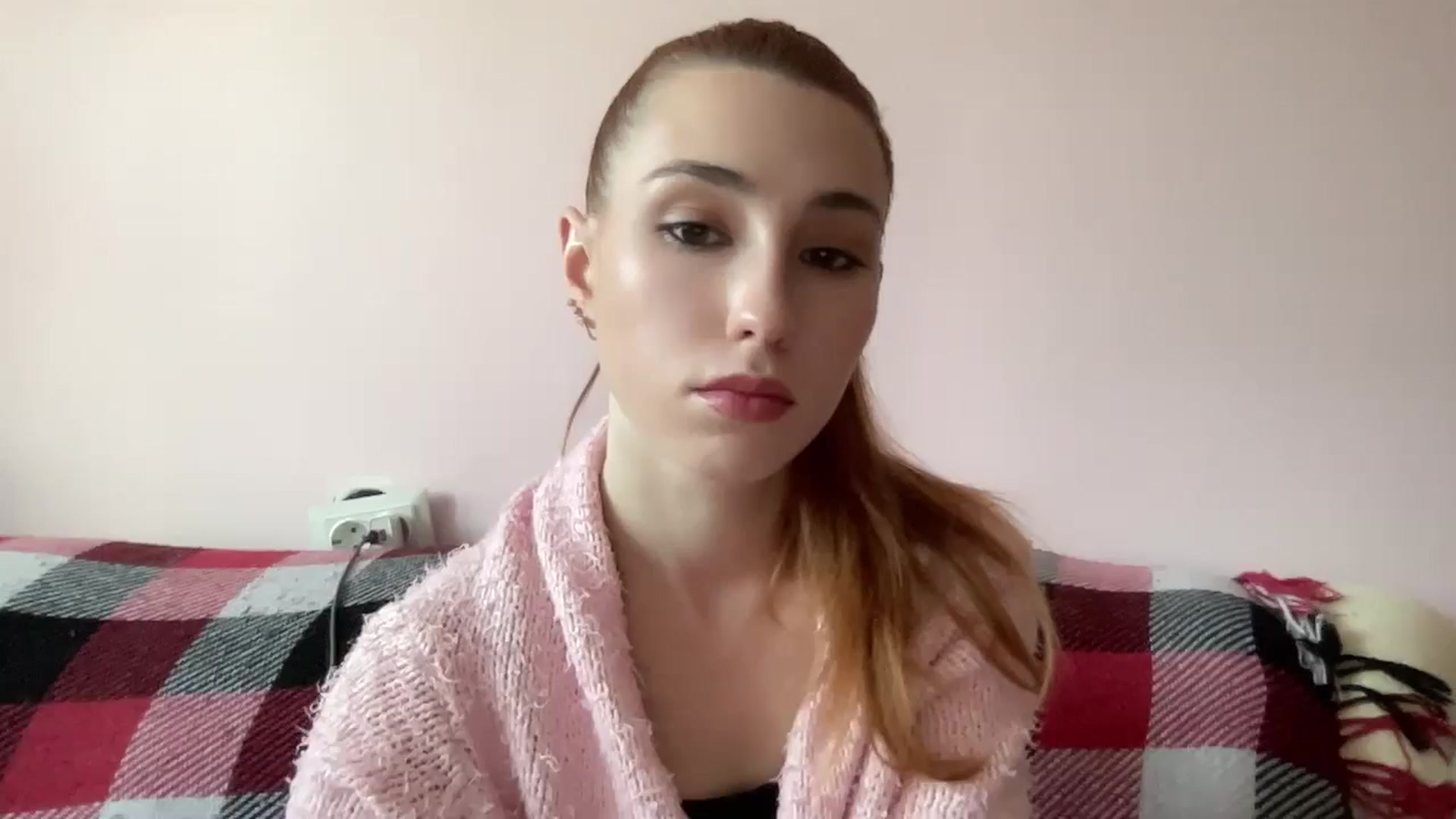 Gallery image thumbnail from Just_I's myfreecams stream on, 09/09/2024, 14:06 image 4 of 20