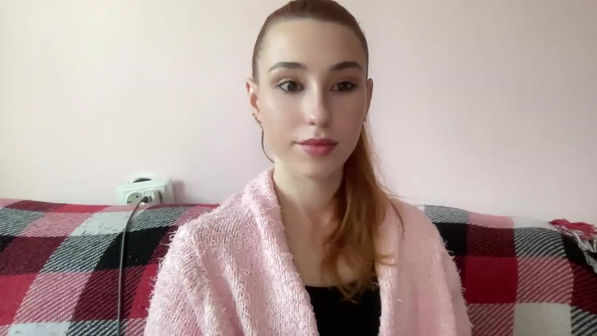 Gallery image thumbnail from Just_I's myfreecams stream on, 09/09/2024, 14:06 image 18 of 20