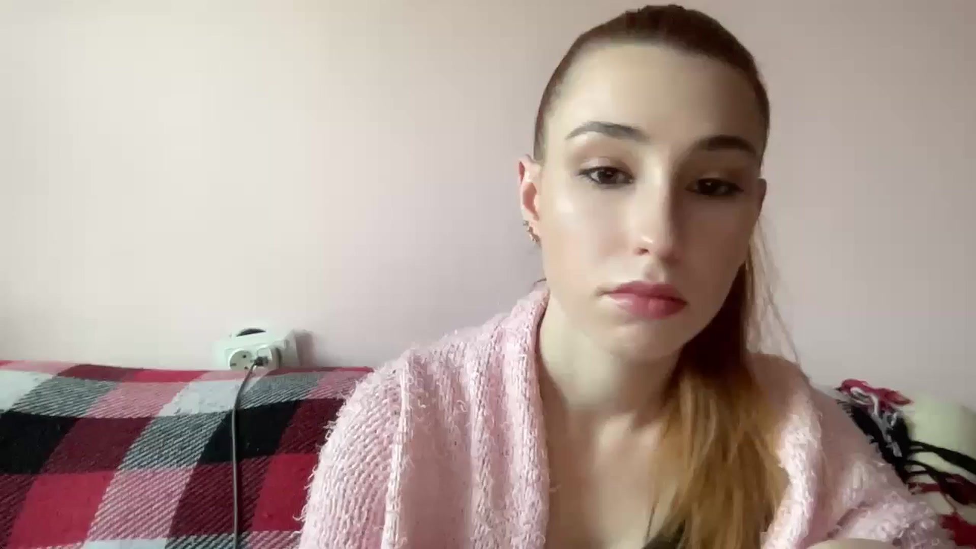 Gallery image thumbnail from Just_I's myfreecams stream on, 09/09/2024, 14:41 image 5 of 20