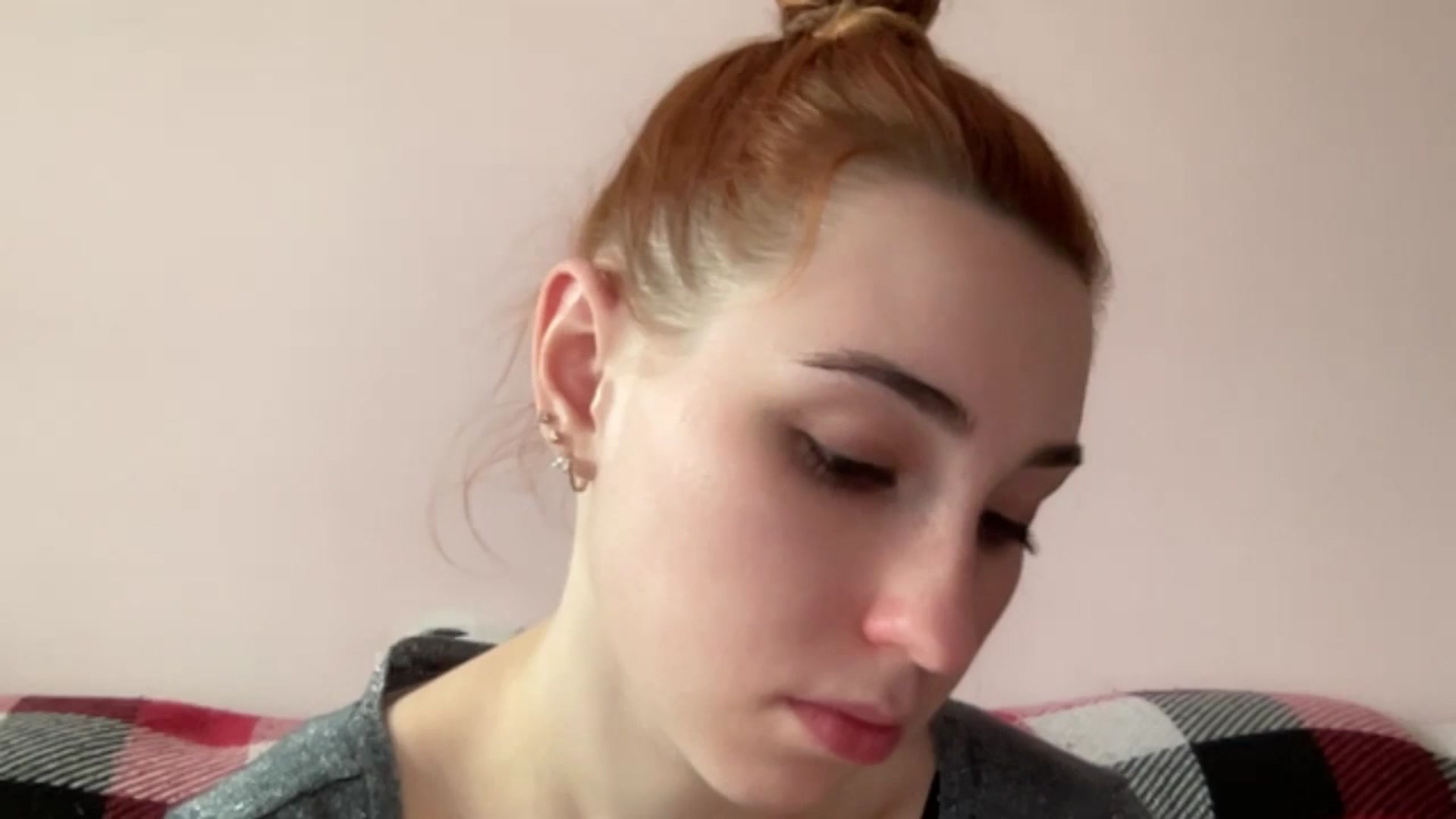 Gallery image thumbnail from Just_I's myfreecams stream on, 09/11/2024, 13:37 image 4 of 20
