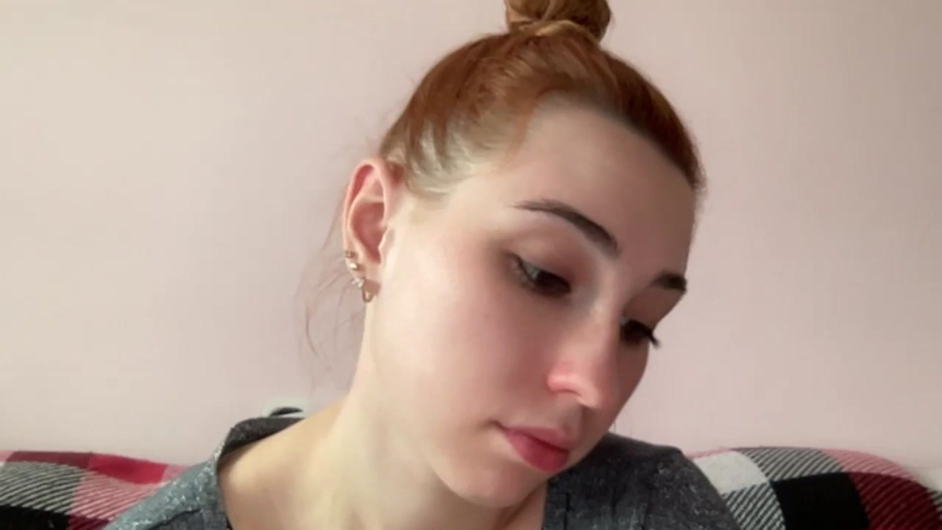Gallery image thumbnail from Just_I's myfreecams stream on, 09/11/2024, 13:37 image 14 of 20