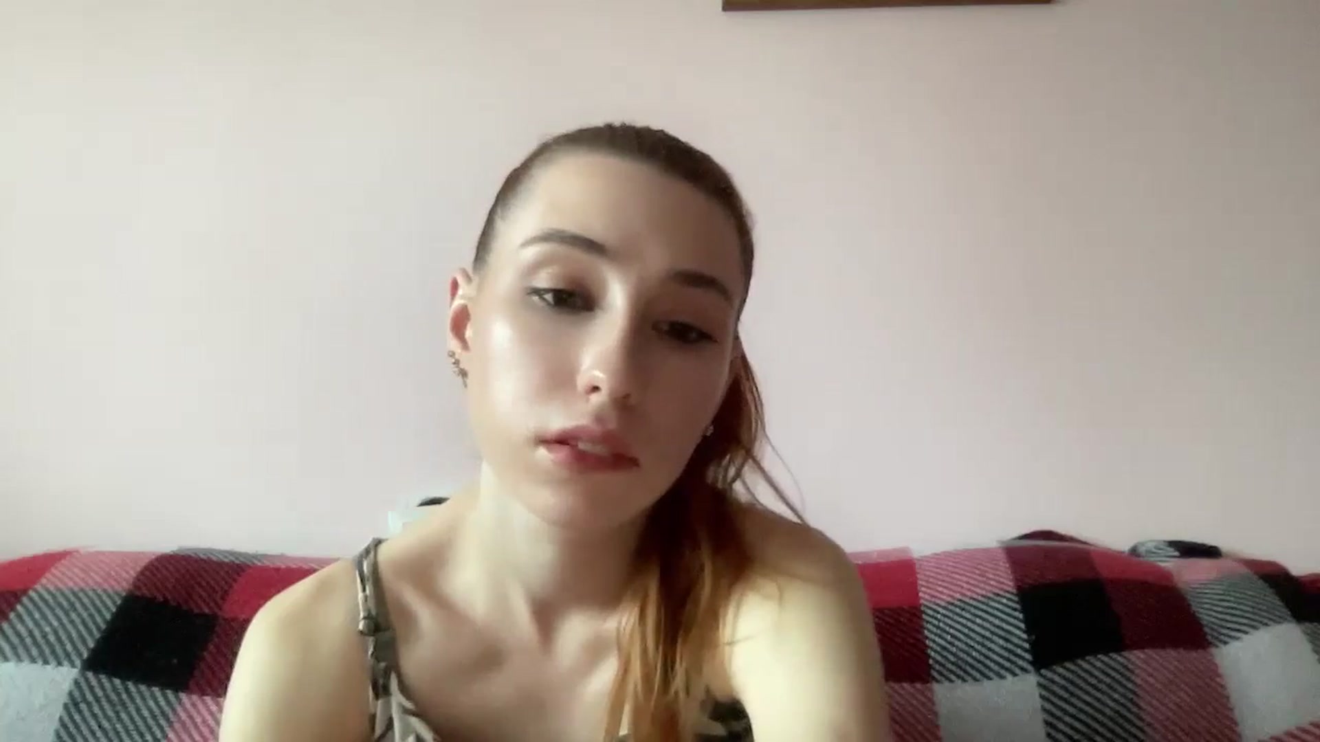 Gallery image thumbnail from Just_I's myfreecams stream on, 09/24/2024, 15:01 image 17 of 20