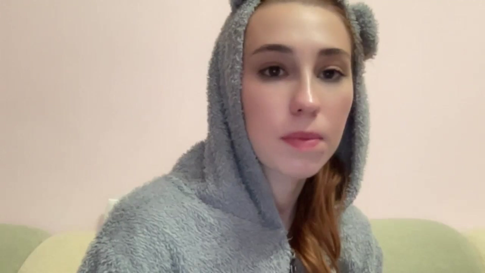 Gallery image thumbnail from Just_I's myfreecams stream on, 10/26/2024, 18:38 image 9 of 20