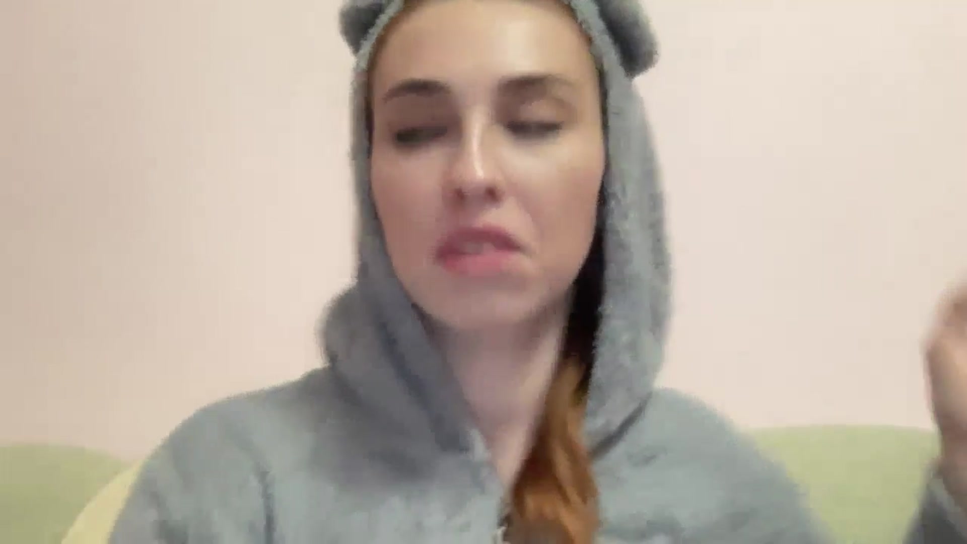 Gallery image thumbnail from Just_I's myfreecams stream on, 10/26/2024, 18:38 image 3 of 20