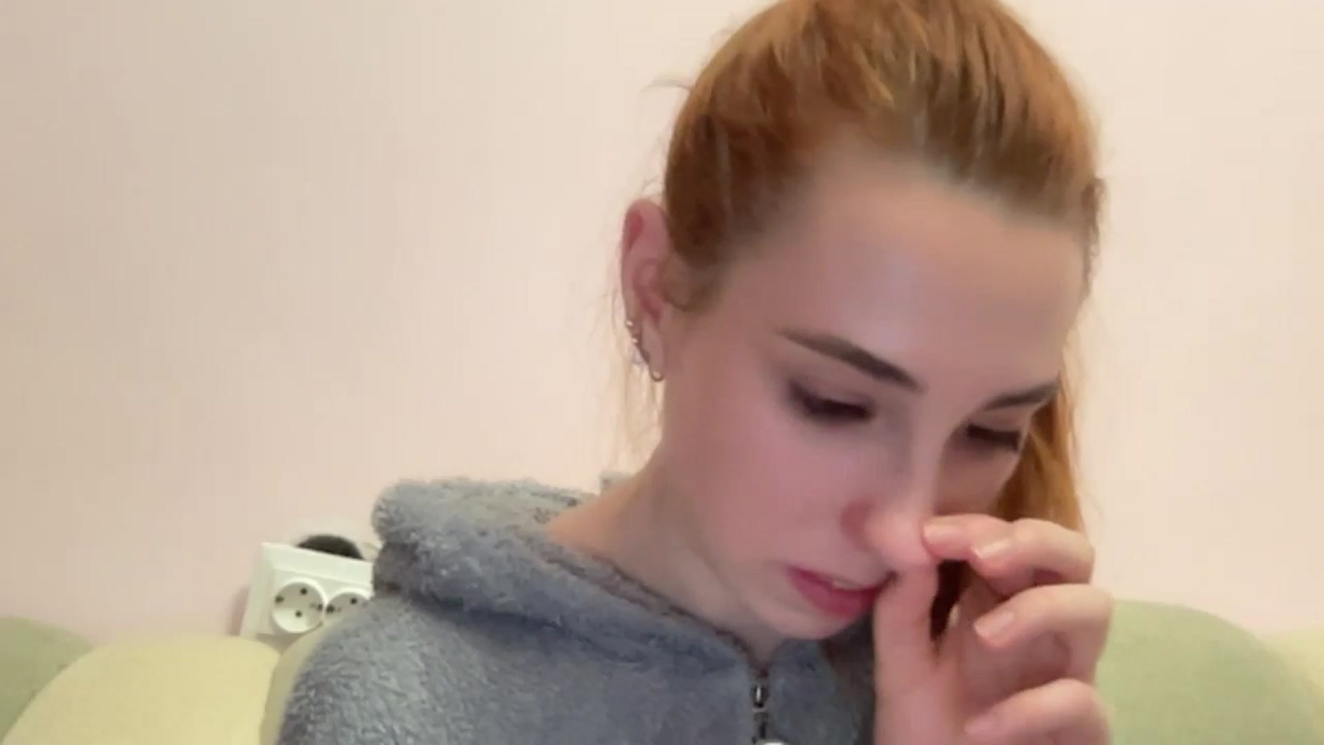 Gallery image thumbnail from Just_I's myfreecams stream on, 10/26/2024, 20:05 image 14 of 20