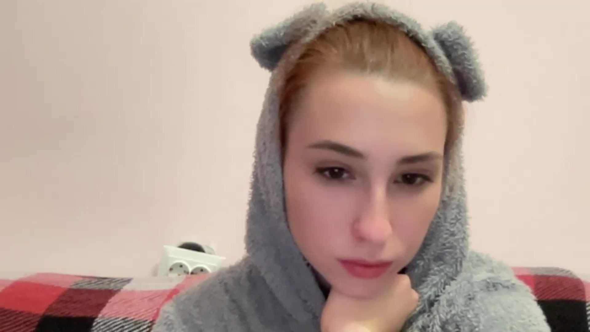Gallery image thumbnail from Just_I's myfreecams stream on, 10/26/2024, 20:47 image 18 of 20