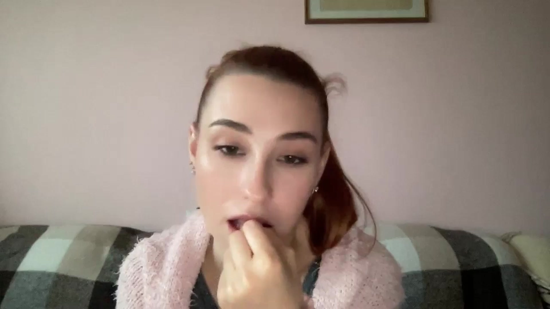Gallery image thumbnail from Just_I's myfreecams stream on, 11/03/2024, 14:12 image 17 of 20