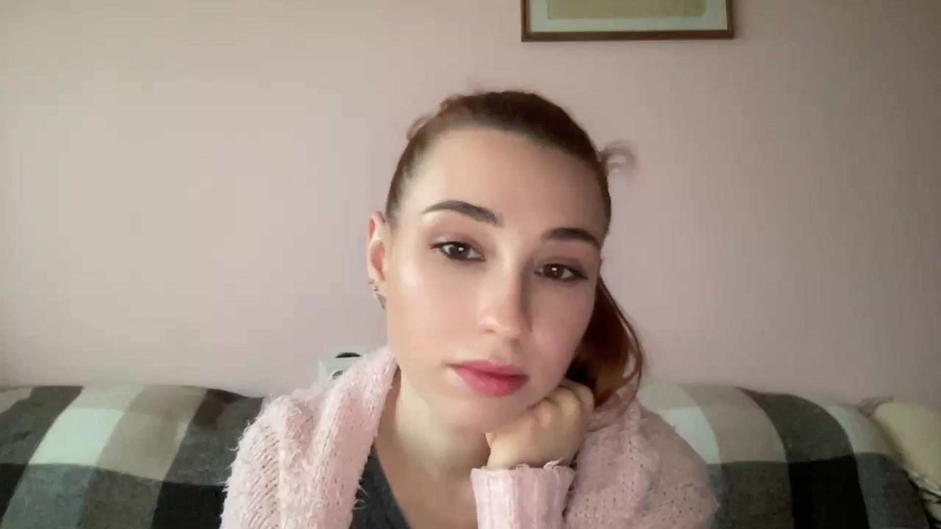 Gallery image thumbnail from Just_I's myfreecams stream on, 11/03/2024, 14:12 image 12 of 20