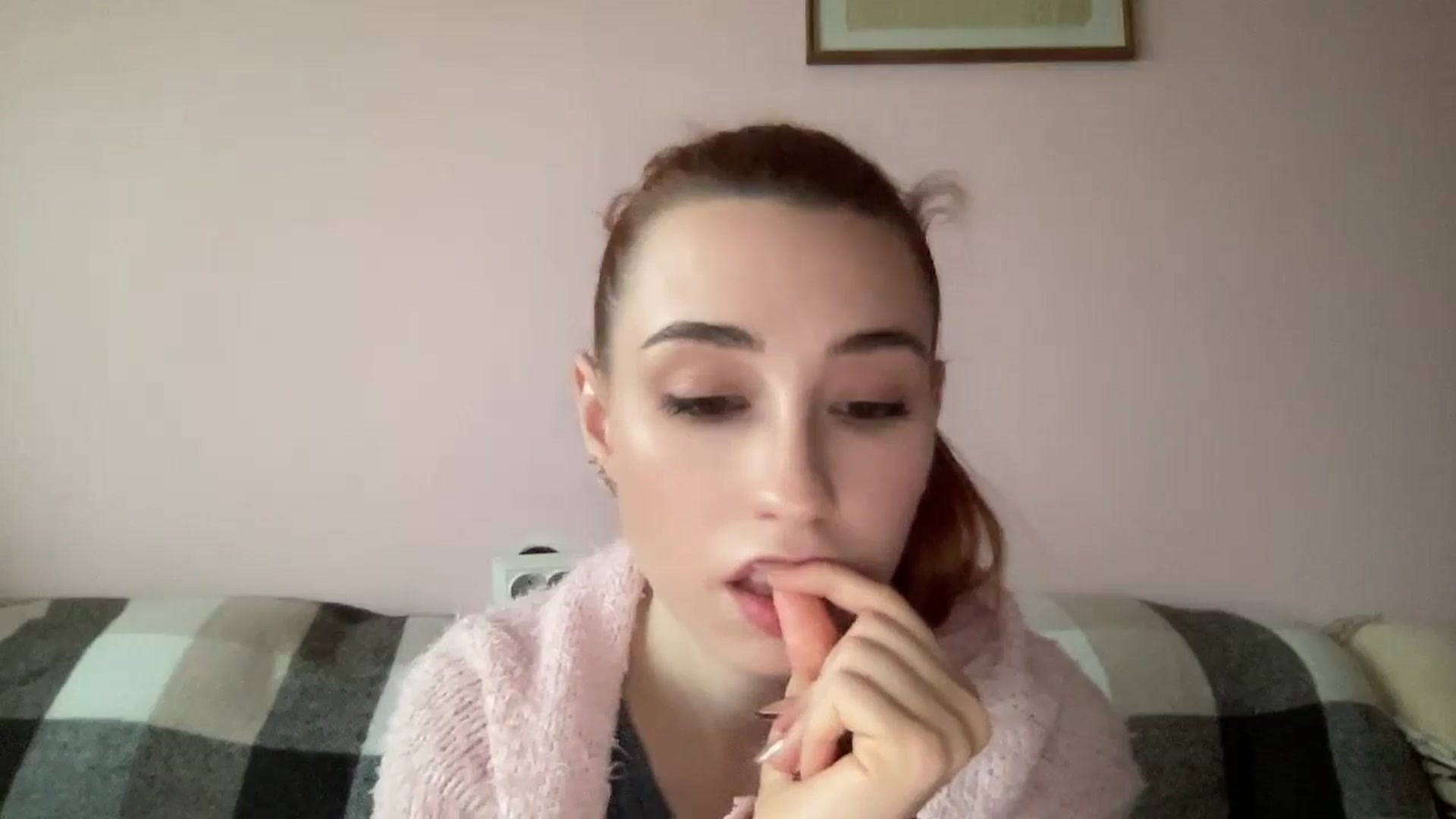 Gallery image thumbnail from Just_I's myfreecams stream on, 11/03/2024, 14:12 image 13 of 20