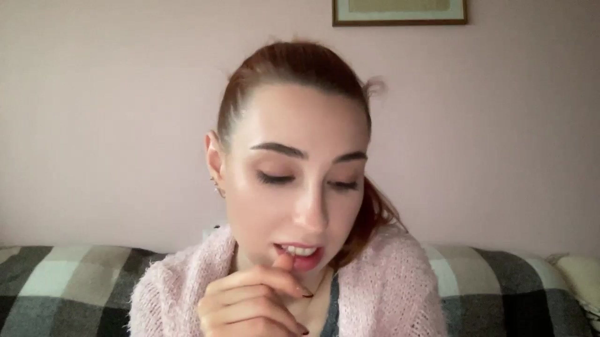 Gallery image thumbnail from Just_I's myfreecams stream on, 11/03/2024, 14:12 image 19 of 20