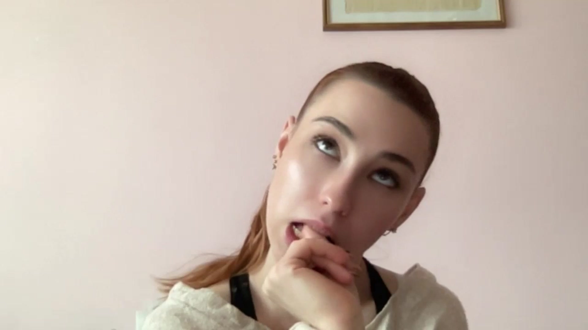 Gallery image thumbnail from Just_I's myfreecams stream on, 11/07/2024, 13:36 image 11 of 20