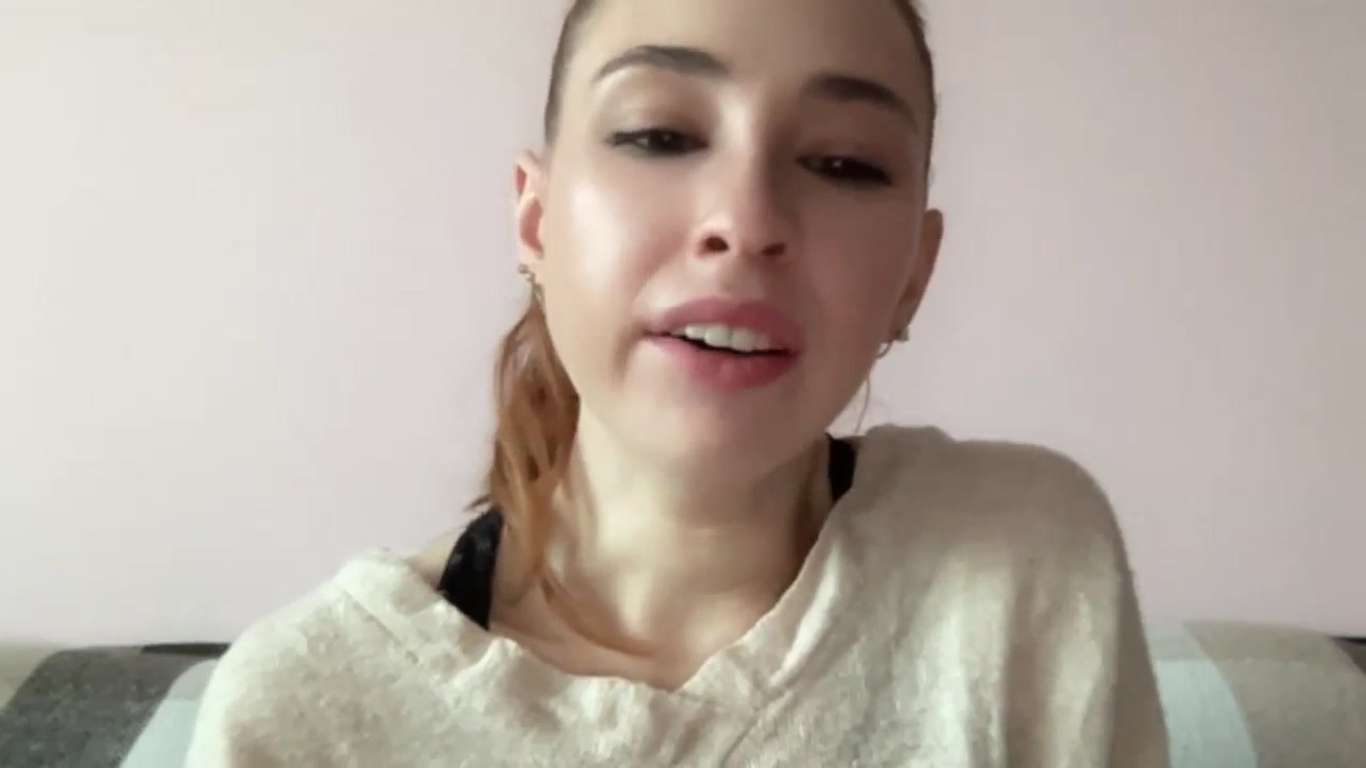Gallery image thumbnail from Just_I's myfreecams stream on, 11/07/2024, 13:36 image 19 of 20