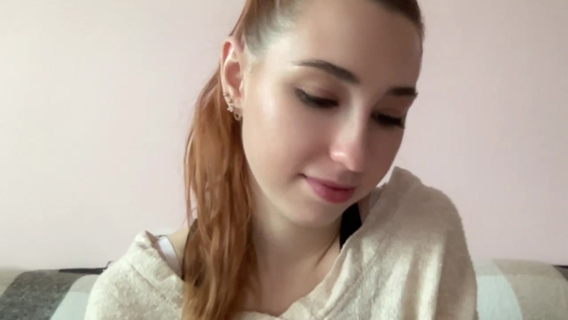 Gallery image thumbnail from Just_I's myfreecams stream on, 11/07/2024, 13:36 image 14 of 20