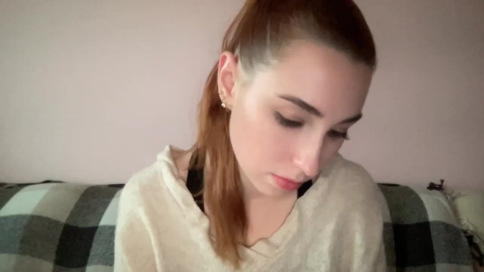 Gallery image thumbnail from Just_I's myfreecams stream on, 11/07/2024, 14:35 image 6 of 20
