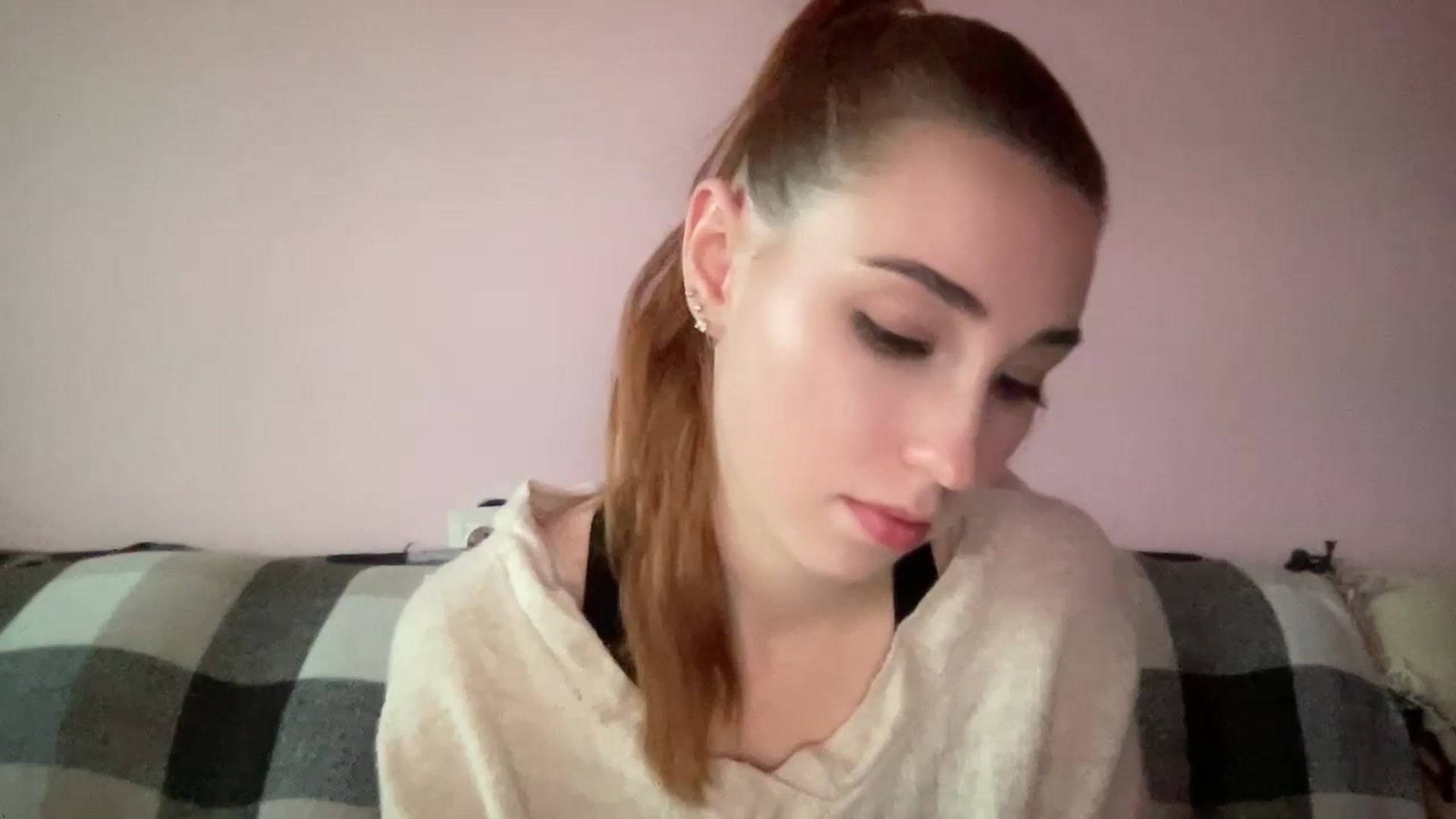 Gallery image thumbnail from Just_I's myfreecams stream on, 11/07/2024, 14:35 image 10 of 20