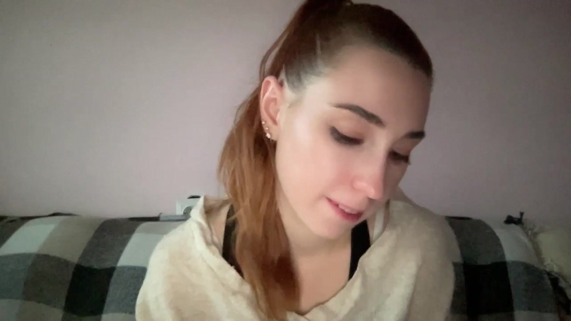 Gallery image thumbnail from Just_I's myfreecams stream on, 11/07/2024, 14:35 image 19 of 20
