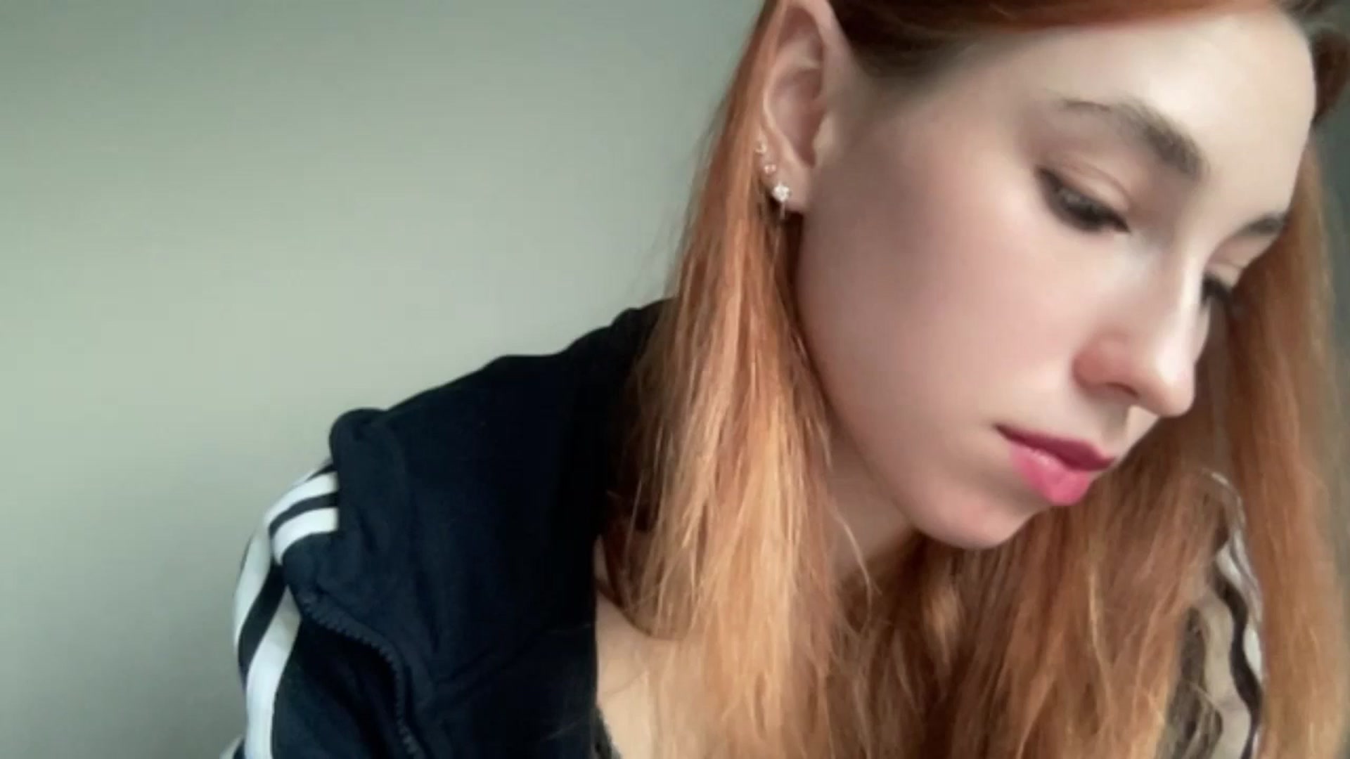 Gallery image thumbnail from Just_I's myfreecams stream on, 11/21/2024, 14:30 image 1 of 20