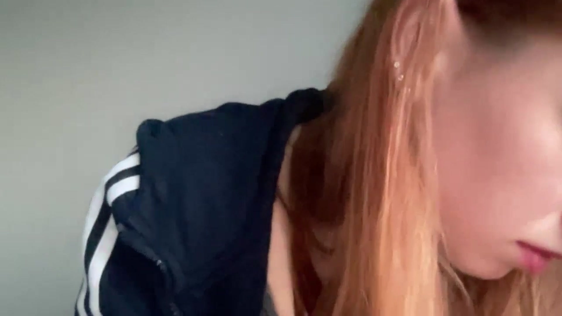 Gallery image thumbnail from Just_I's myfreecams stream on, 11/21/2024, 14:30 image 6 of 20