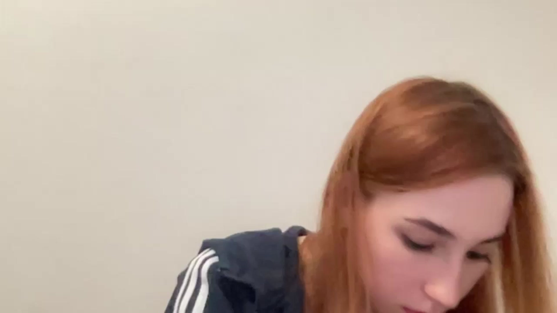 Gallery image thumbnail from Just_I's myfreecams stream on, 11/21/2024, 14:30 image 15 of 20