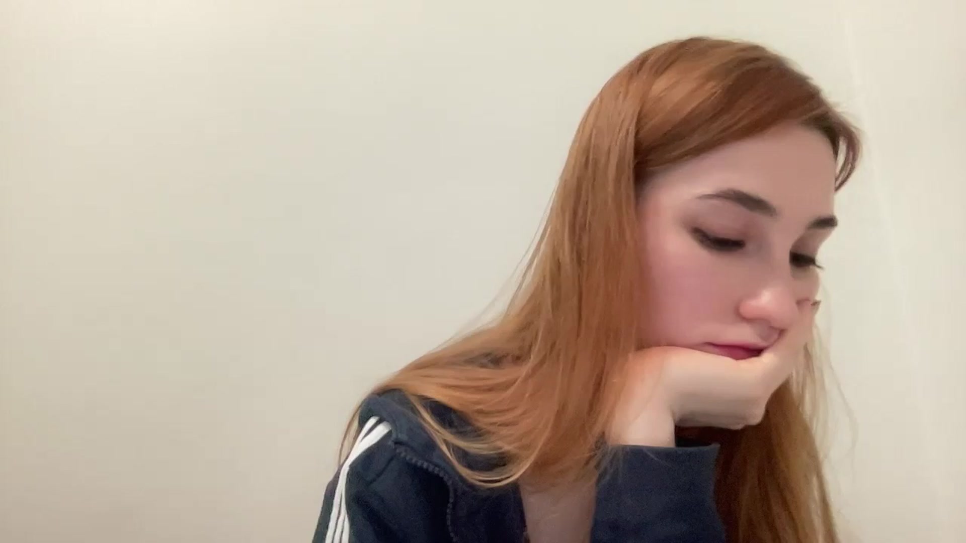 Gallery image thumbnail from Just_I's myfreecams stream on, 11/21/2024, 15:21 image 12 of 20