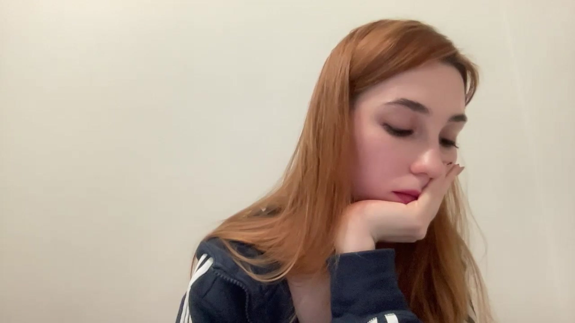 Gallery image thumbnail from Just_I's myfreecams stream on, 11/21/2024, 15:21 image 10 of 20
