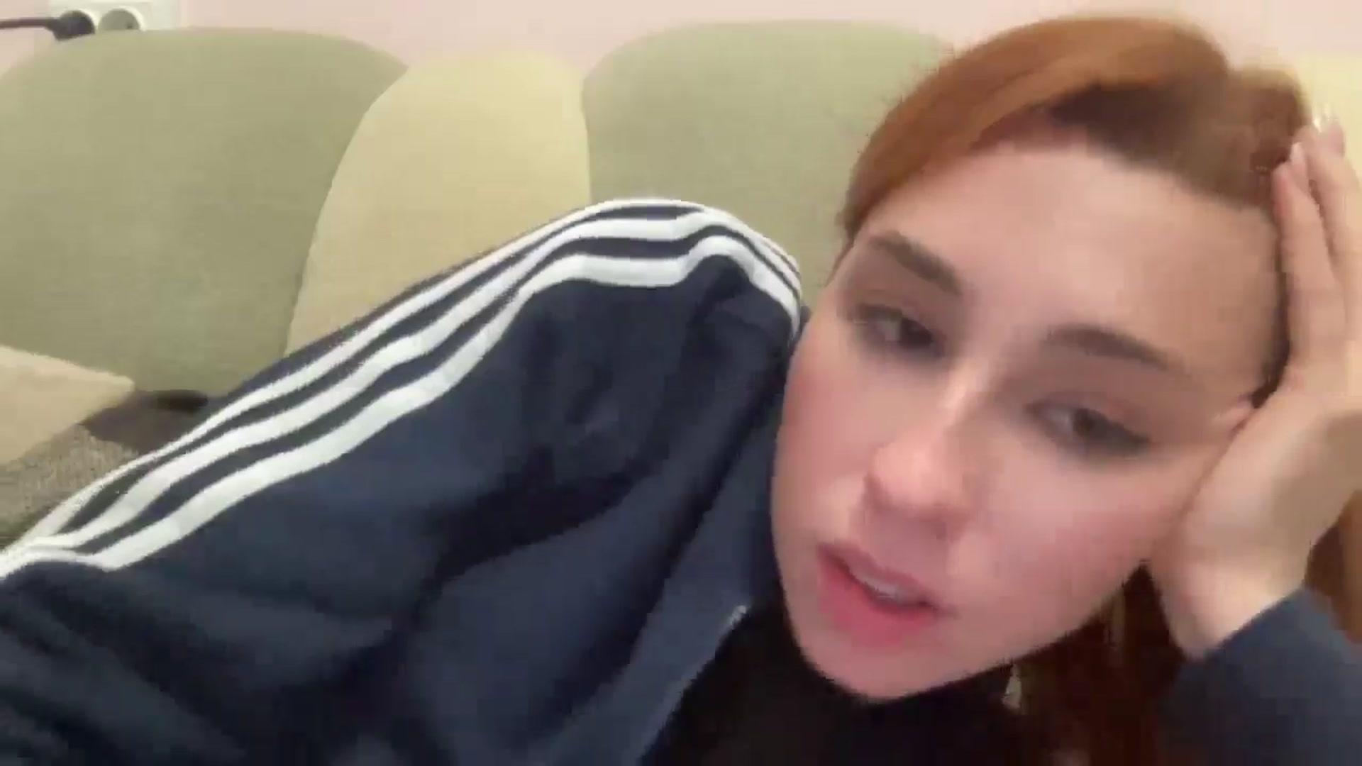 Gallery image thumbnail from Just_I's myfreecams stream on, 12/02/2024, 24:32 image 6 of 20