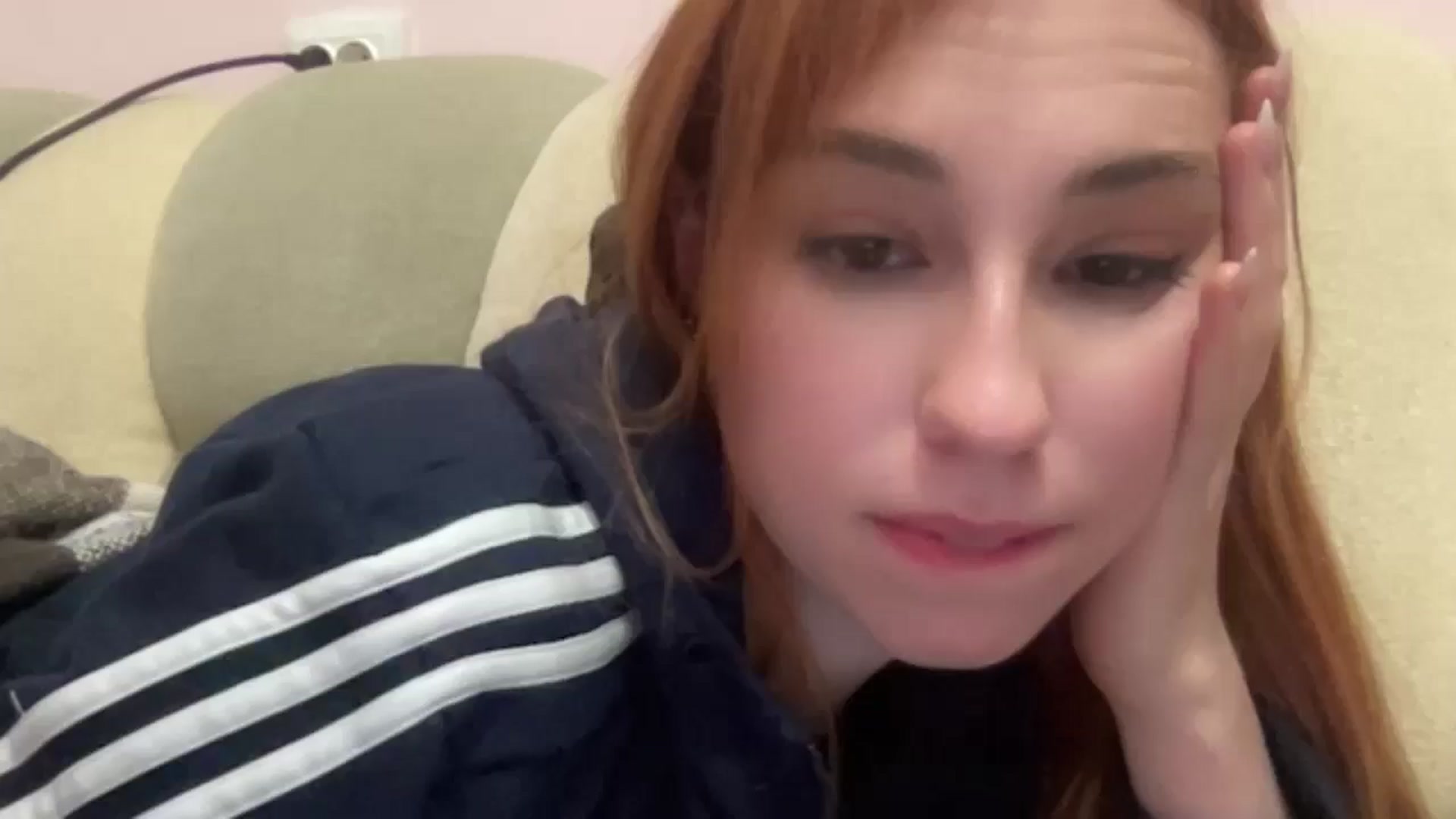 Gallery image thumbnail from Just_I's myfreecams stream on, 12/02/2024, 24:32 image 19 of 20