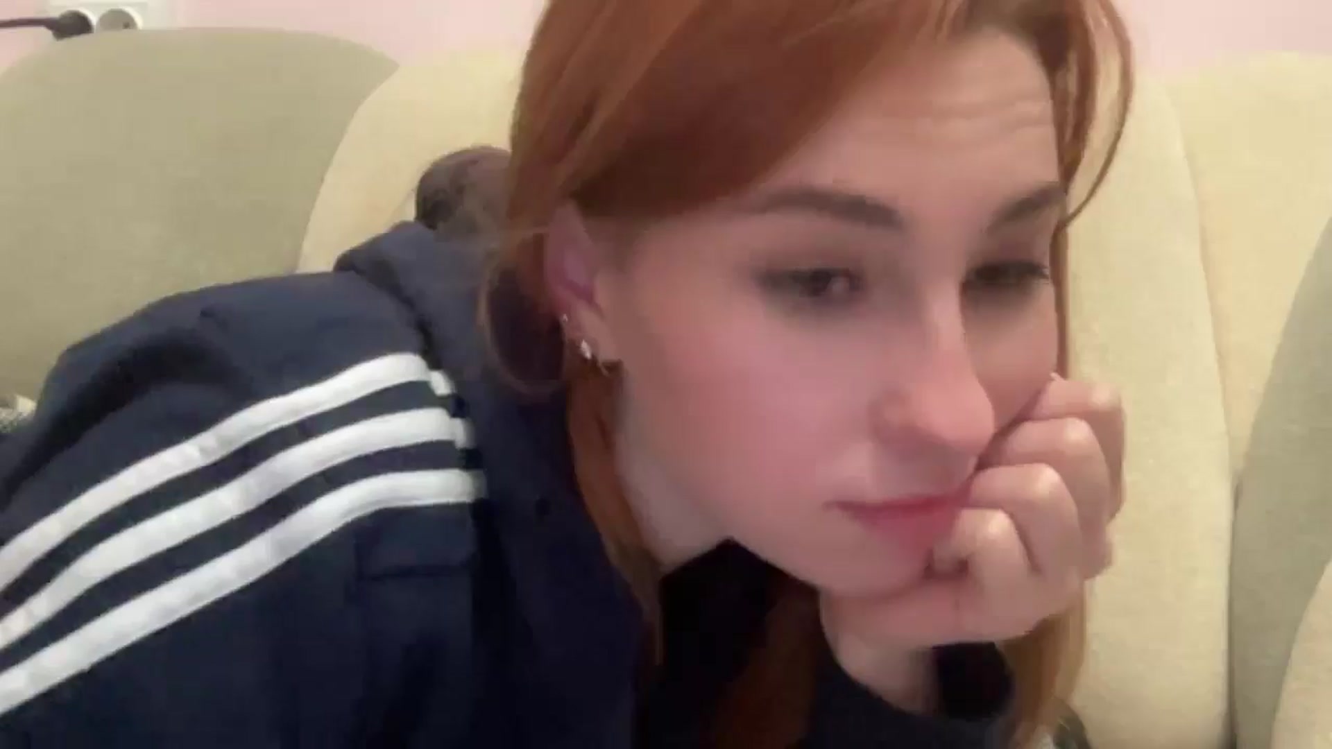 Gallery image thumbnail from Just_I's myfreecams stream on, 12/02/2024, 24:32 image 8 of 20