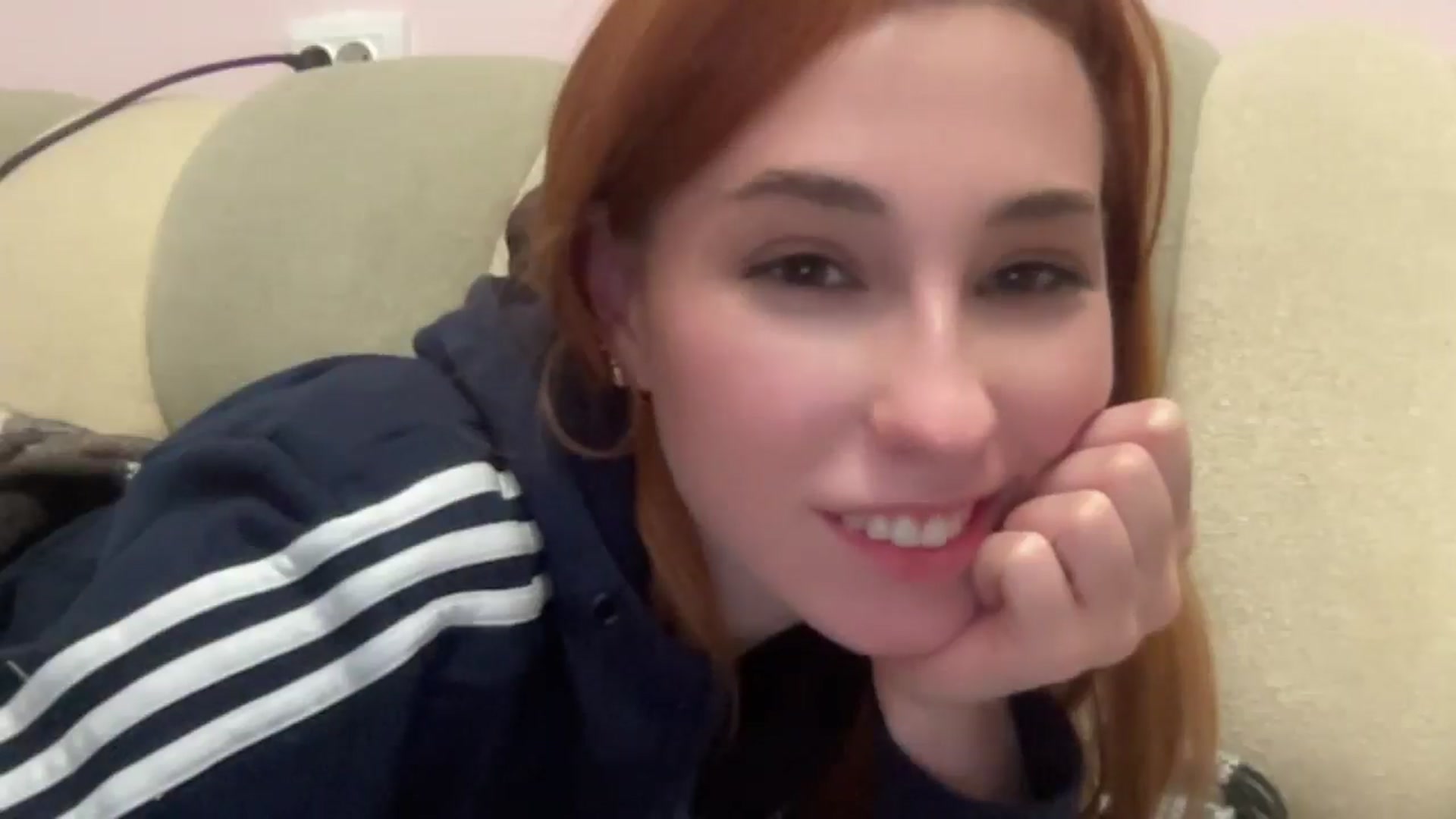 Gallery image thumbnail from Just_I's myfreecams stream on, 12/02/2024, 24:32 image 9 of 20