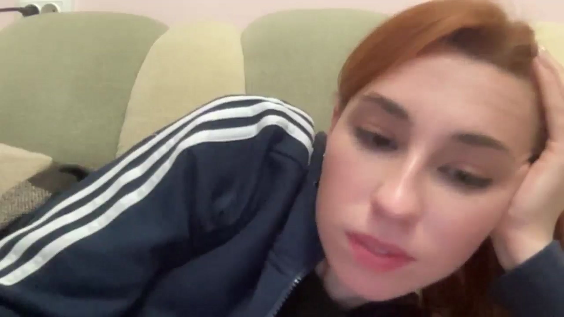 Gallery image thumbnail from Just_I's myfreecams stream on, 12/02/2024, 24:32 image 7 of 20