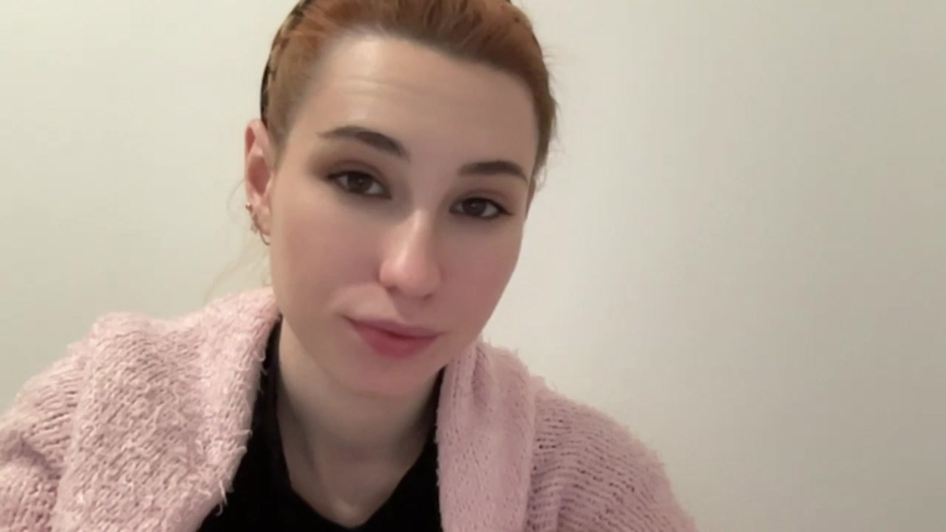 Gallery image thumbnail from Just_I's myfreecams stream on, 12/07/2024, 20:17 image 20 of 20