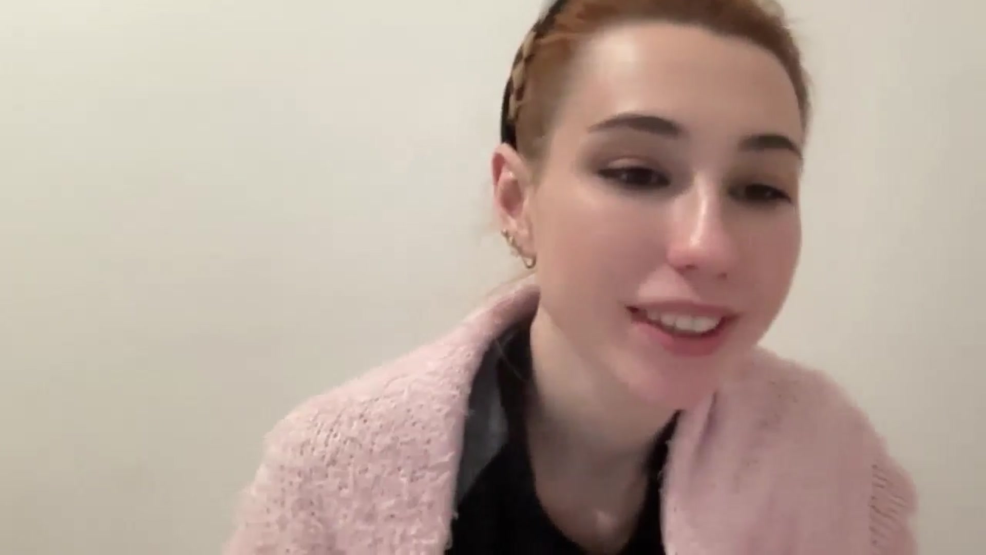 Gallery image thumbnail from Just_I's myfreecams stream on, 12/07/2024, 20:17 image 9 of 20