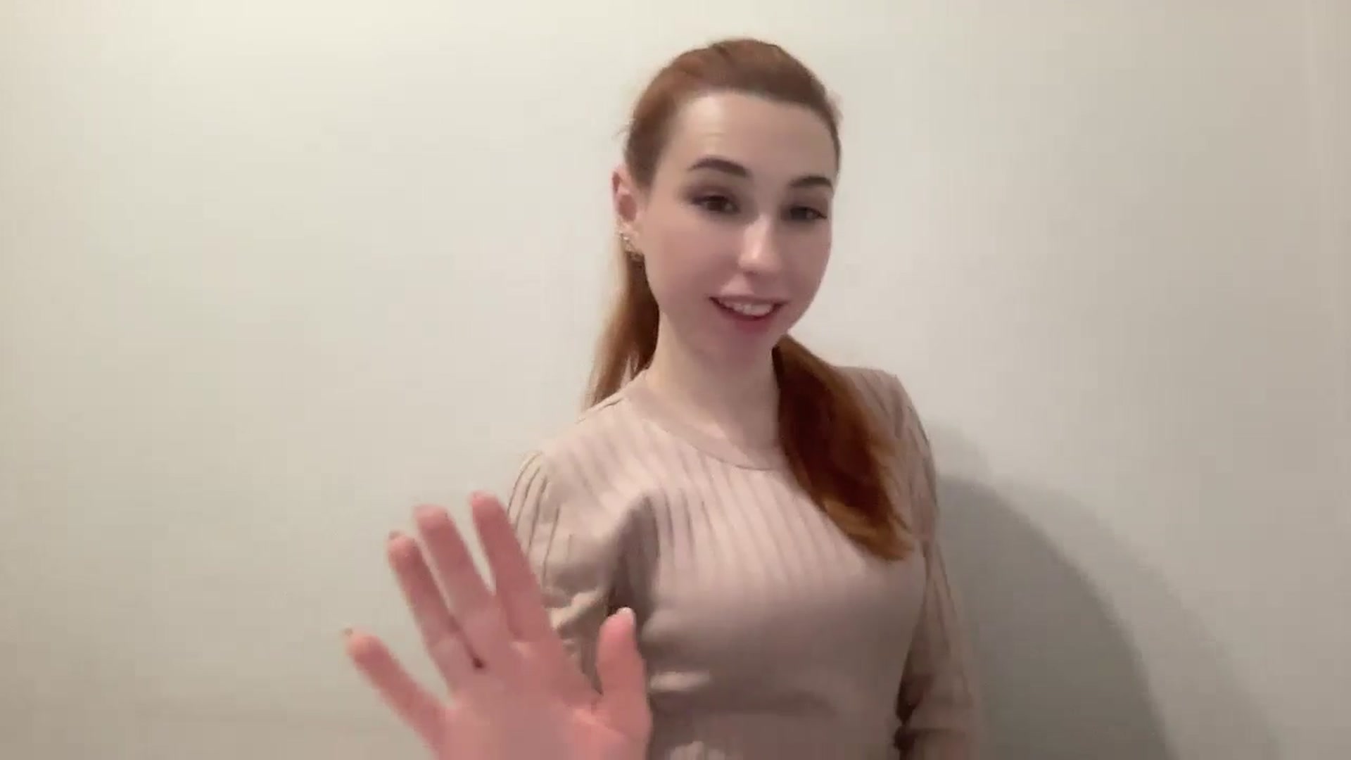 Gallery image thumbnail from Just_I's myfreecams stream on, 12/08/2024, 14:00 image 17 of 20