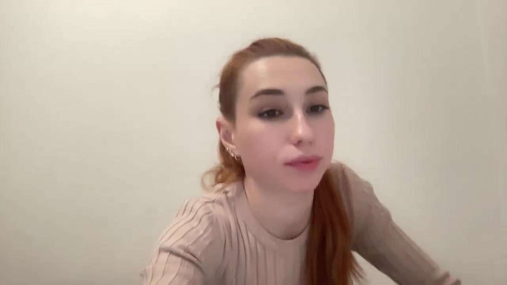 Gallery image thumbnail from Just_I's myfreecams stream on, 12/08/2024, 14:00 image 9 of 20