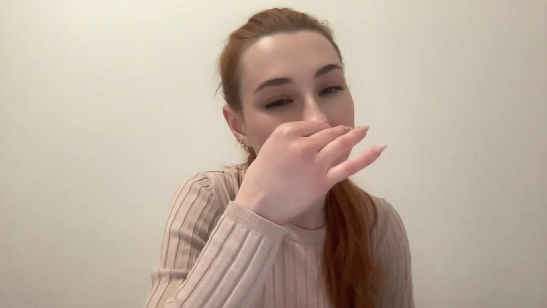 Gallery image thumbnail from Just_I's myfreecams stream on, 12/08/2024, 14:00 image 19 of 20